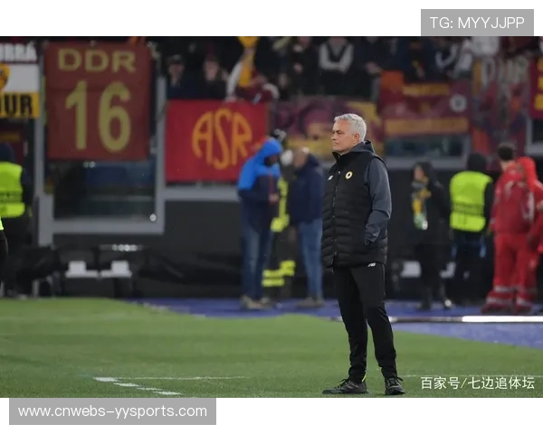 穆里尼奥现身意甲看台，罗马旧帅或重返亚平宁