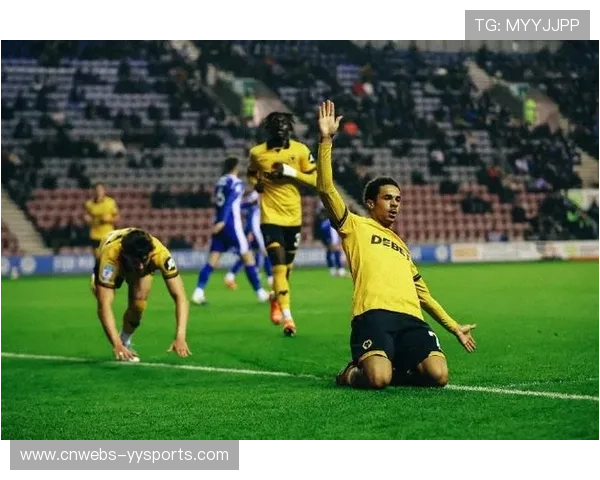 狼队主场气势如虹，马内连续破门助球队领先